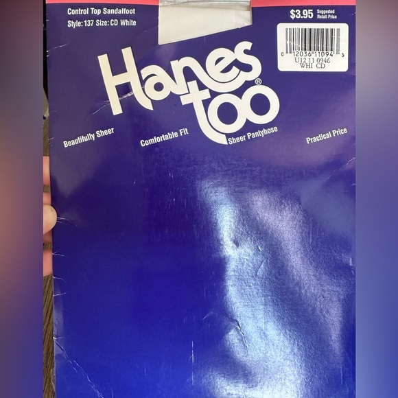 Hanes Too Pantyhose Size CD in White - Picture 1 of 4
